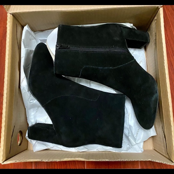 LE CHATEAU - Suede Block Ankle Heeled Booties (NEW) - Picture 5 of 9